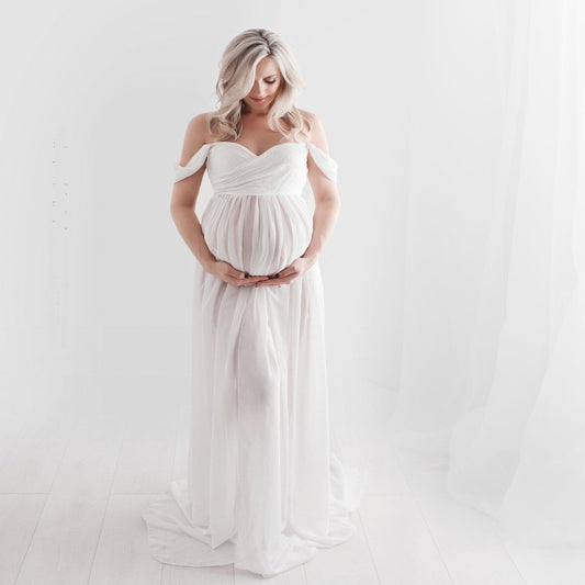Maternity Gown for Photography – Elegant Long Sleeve Maxi Dress
